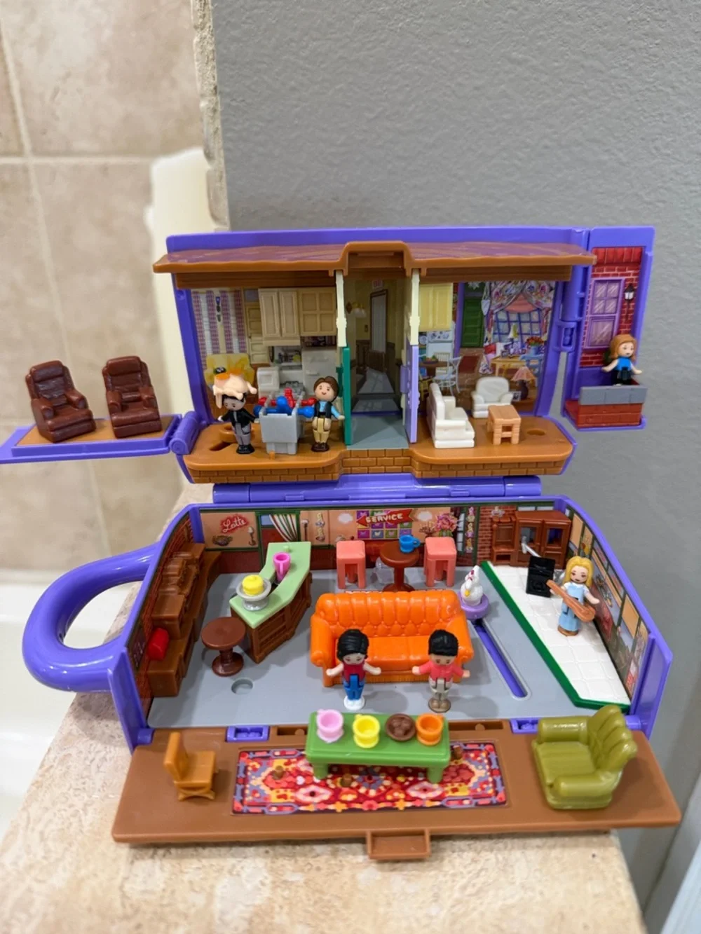 Friends Polly Picket Playset Carrying Case - Purple with Orange & Green Interior